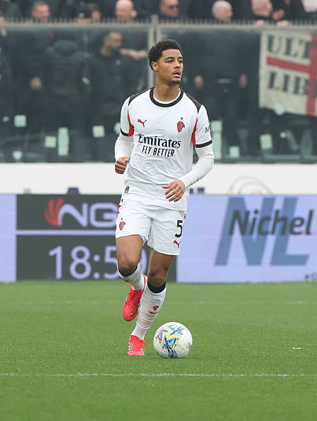 b体育下载-米兰放弃引进迪萨西,继续信任比利时小将德温特|AC米兰|意甲|转会|克雷莫纳|体育赛事讨论_新浪体育_新浪新闻